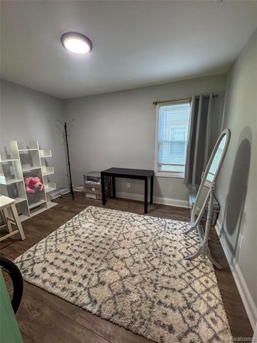 15684 Mcguire Street, Taylor, MI 48180