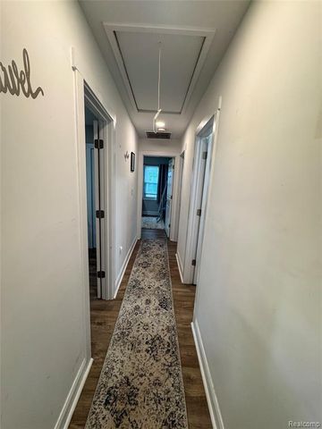 15684 Mcguire Street, Taylor, MI 48180