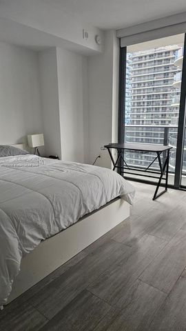 55 SW 9th St 2902, Miami, FL 33130