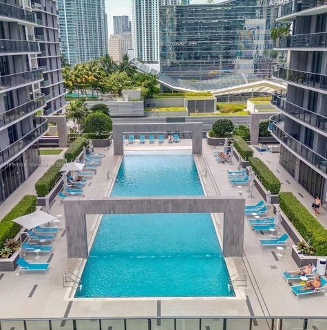 55 SW 9th St 2902, Miami, FL 33130