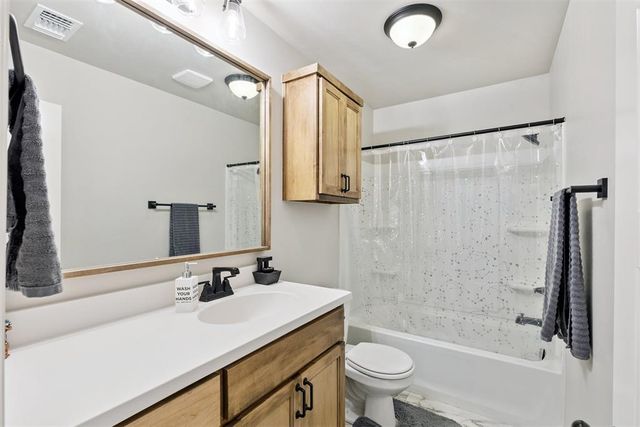 8617 Ricard Drive, Oklahoma City, OK 73135