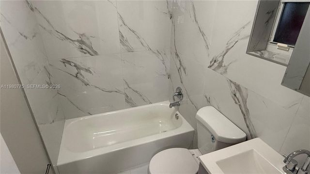 220 NW 12th Street, Pompano Beach, FL 33060