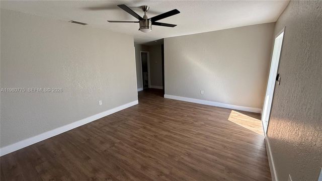 220 NW 12th Street, Pompano Beach, FL 33060