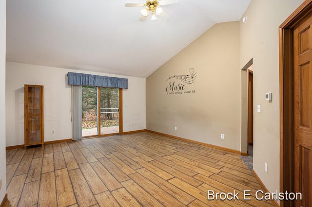 1977 E Michillinda Road, Dalton Twp, MI 49457