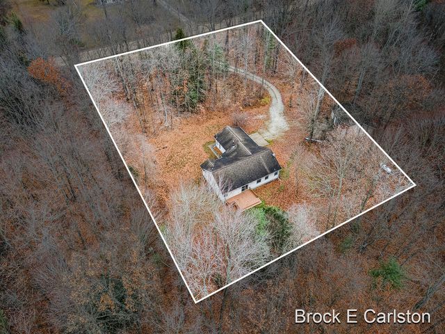 1977 E Michillinda Road, Dalton Twp, MI 49457