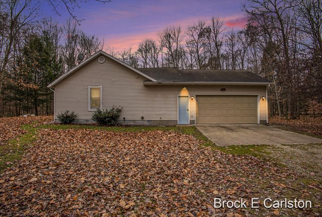 1977 E Michillinda Road, Dalton Twp, MI 49457