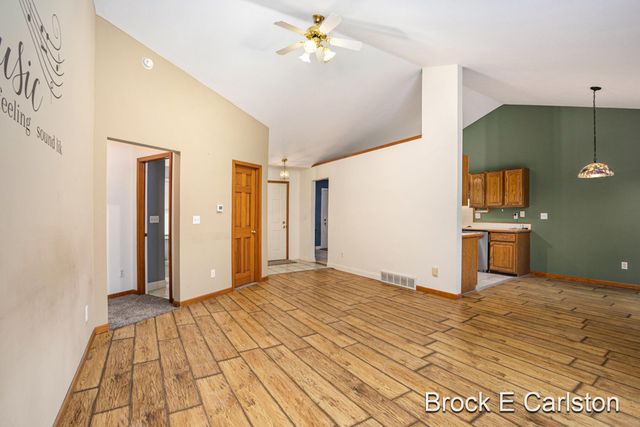 1977 E Michillinda Road, Dalton Twp, MI 49457