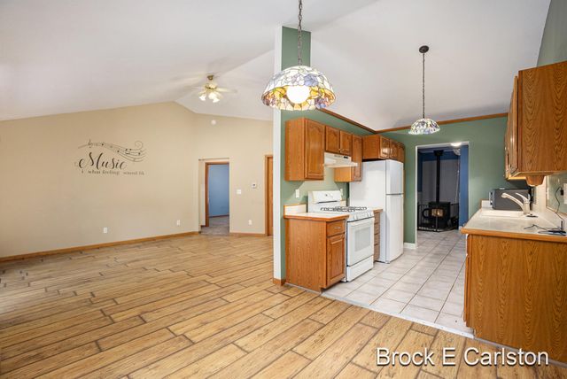 1977 E Michillinda Road, Dalton Twp, MI 49457