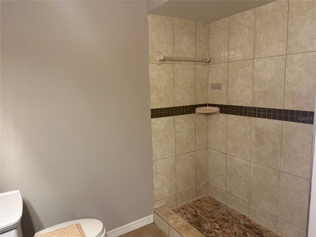 8425 LAURELON PLACE, Temple Terrace, FL 33637