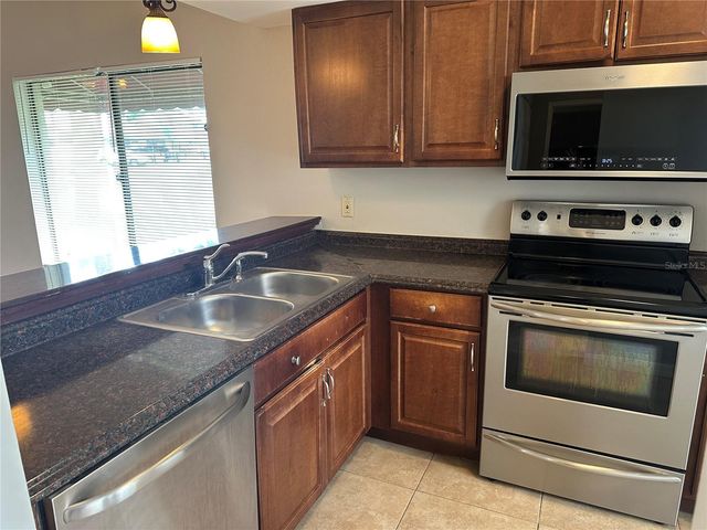 8425 LAURELON PLACE, Temple Terrace, FL 33637