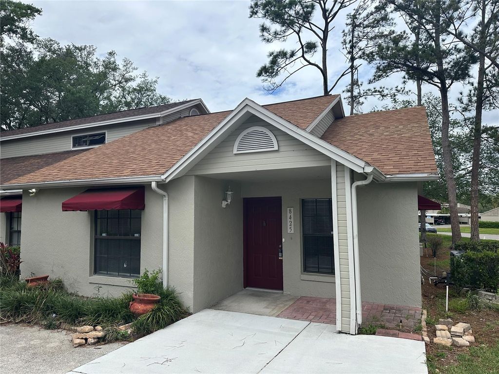 8425 LAURELON PLACE, Temple Terrace, FL 33637