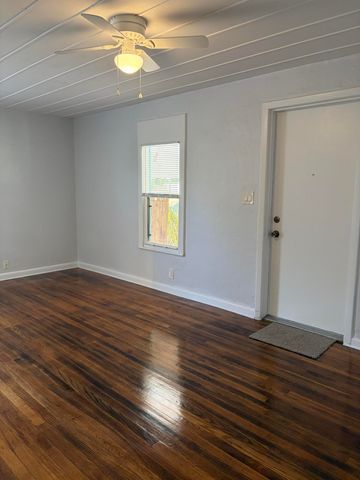 3578 N OLD DIXIE Highway, Delray Beach, FL 33483