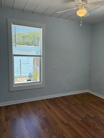 3578 N OLD DIXIE Highway, Delray Beach, FL 33483