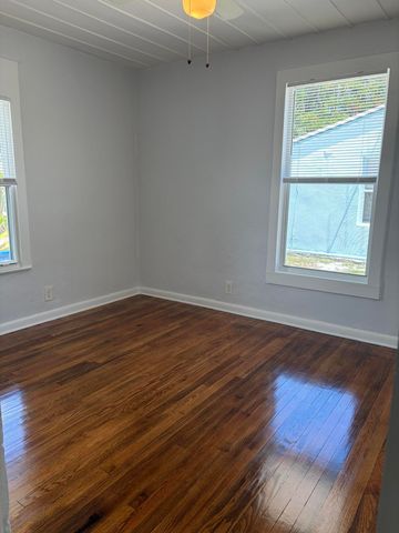 3578 N OLD DIXIE Highway, Delray Beach, FL 33483