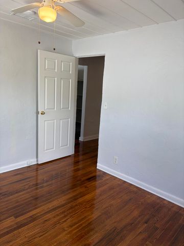 3578 N OLD DIXIE Highway, Delray Beach, FL 33483