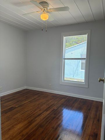 3578 N OLD DIXIE Highway, Delray Beach, FL 33483