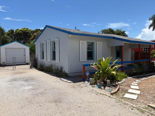 3578 N OLD DIXIE Highway, Delray Beach, FL 33483