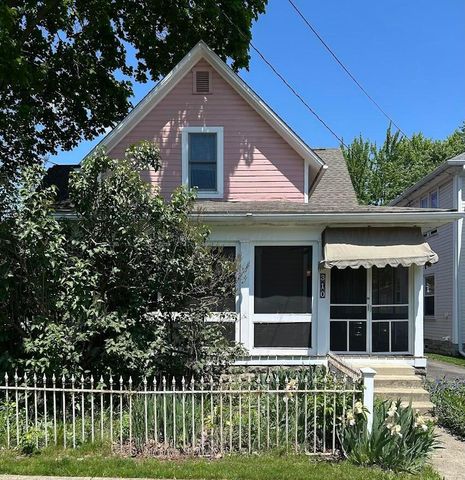 310 W 6th Street, Marysville, OH 43040