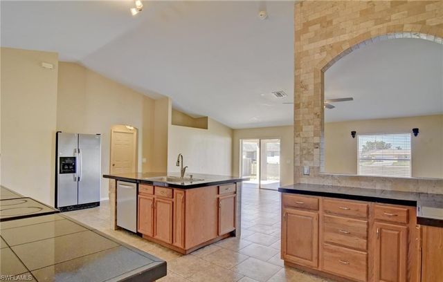 1729 NE 21st ST, Cape Coral, FL 33909