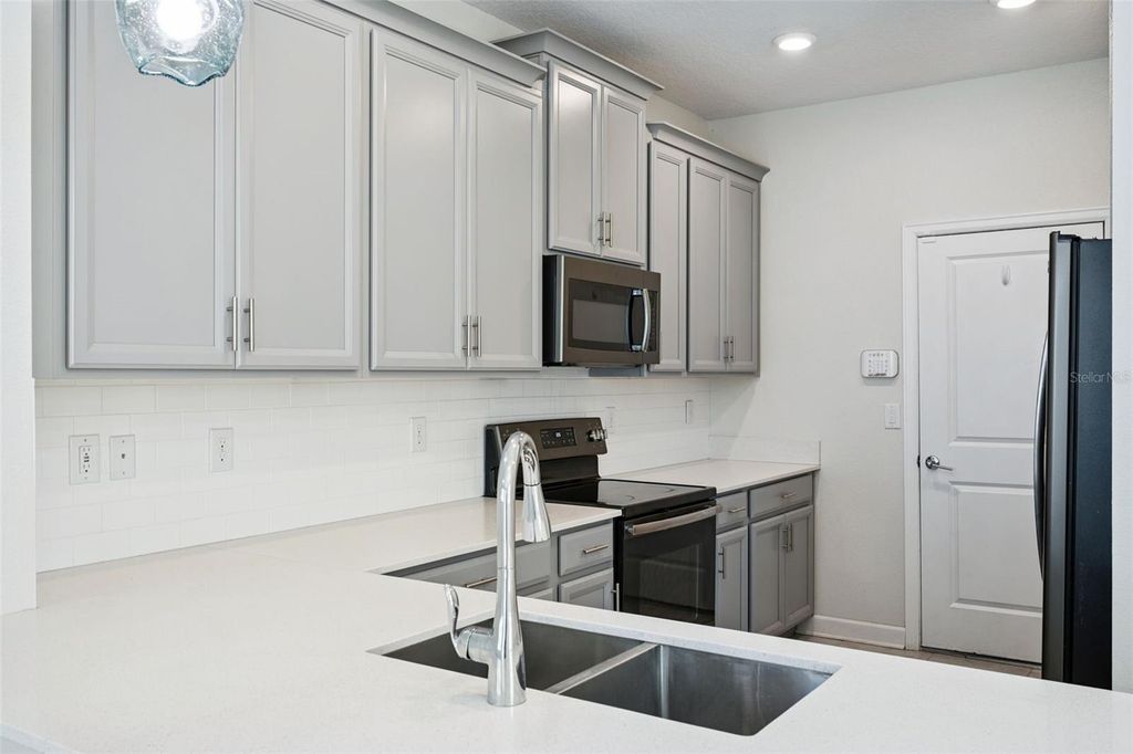 Image 16 of property listing at 12432 TURTLE GRASS DRIVE, Orlando, FL 32824