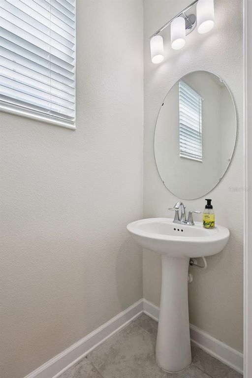 Image 18 of property listing at 12432 TURTLE GRASS DRIVE, Orlando, FL 32824