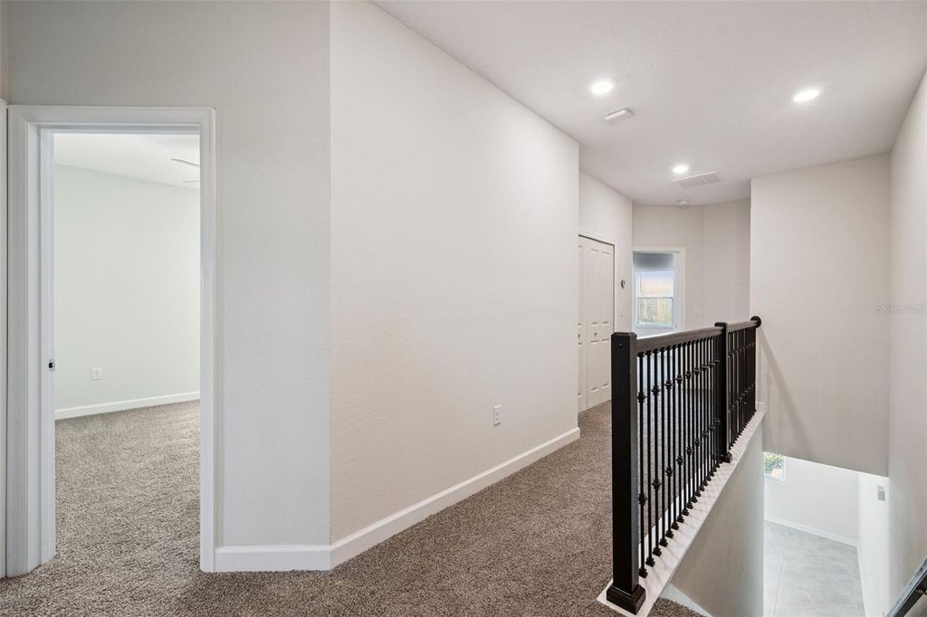 Image 19 of property listing at 12432 TURTLE GRASS DRIVE, Orlando, FL 32824