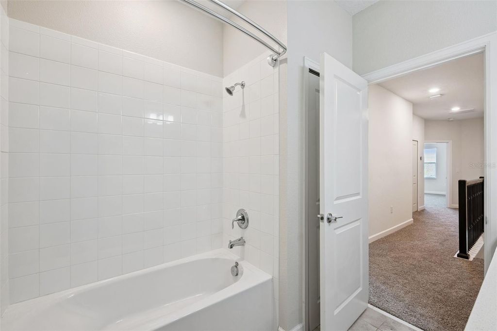 Image 22 of property listing at 12432 TURTLE GRASS DRIVE, Orlando, FL 32824