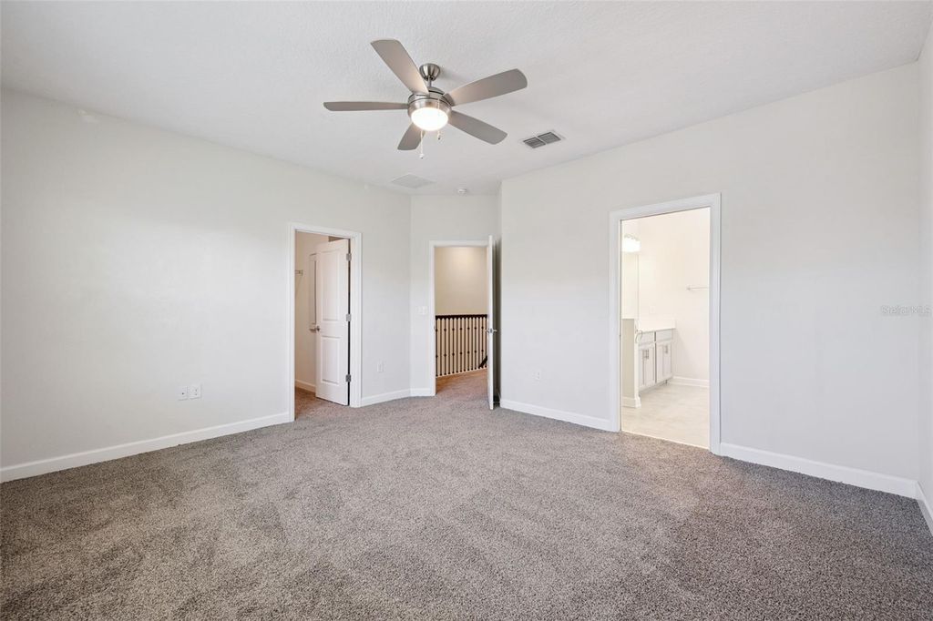 Image 32 of property listing at 12432 TURTLE GRASS DRIVE, Orlando, FL 32824
