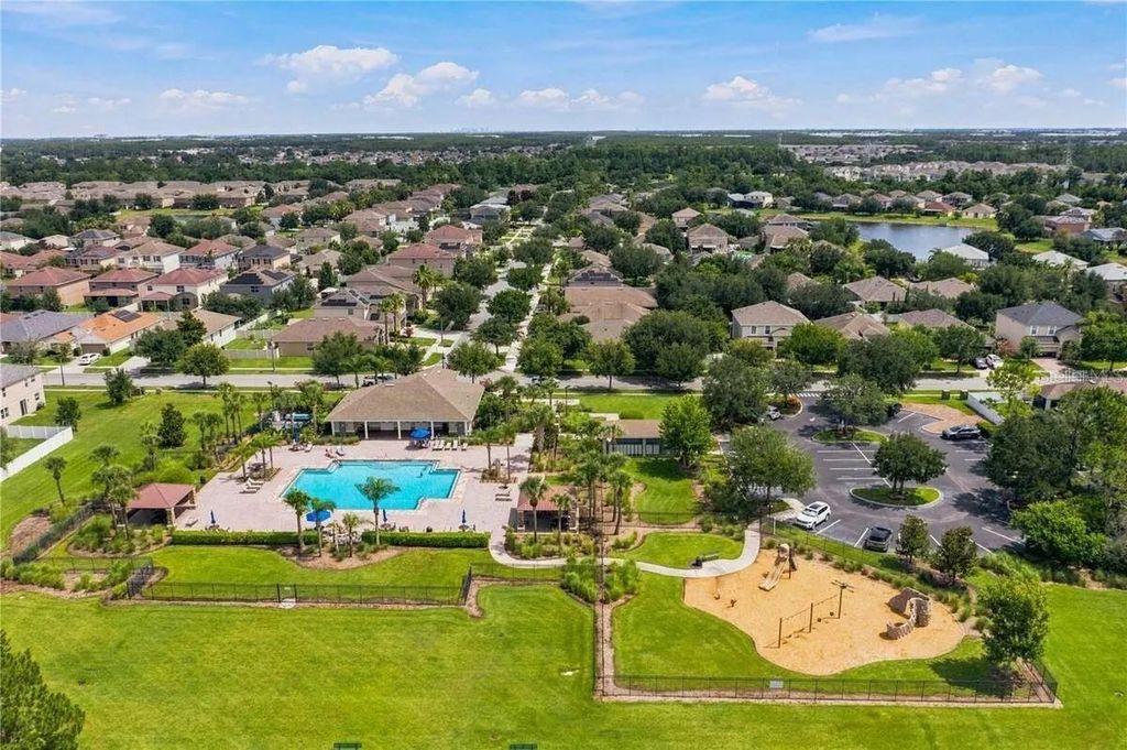Image 51 of property listing at 12432 TURTLE GRASS DRIVE, Orlando, FL 32824