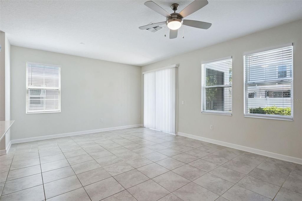 Image 9 of property listing at 12432 TURTLE GRASS DRIVE, Orlando, FL 32824