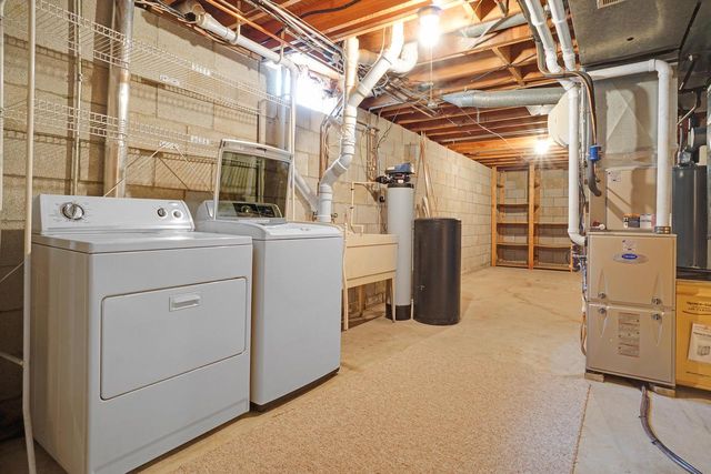 524 Birch LANE, Hartford, WI 53027