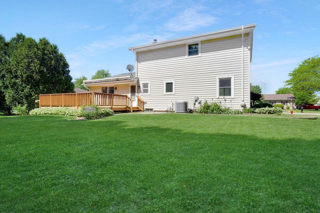 524 Birch LANE, Hartford, WI 53027