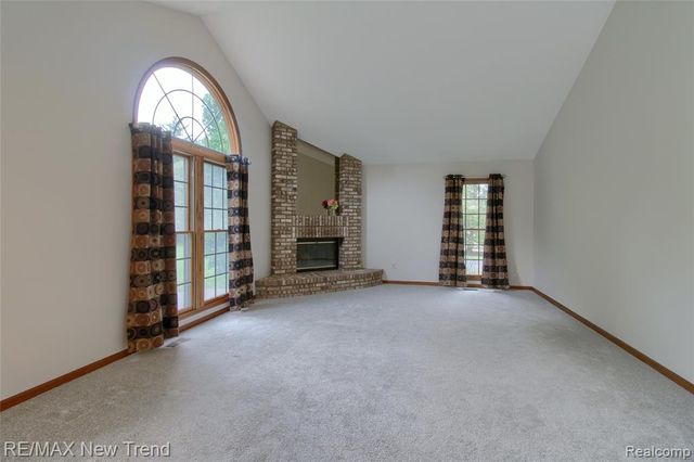 7252 Steeplechase Drive, Saline, MI 48176