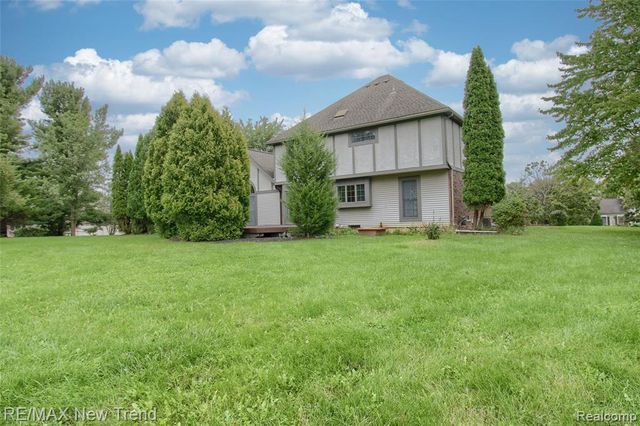 7252 Steeplechase Drive, Saline, MI 48176