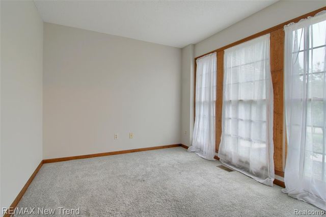 7252 Steeplechase Drive, Saline, MI 48176