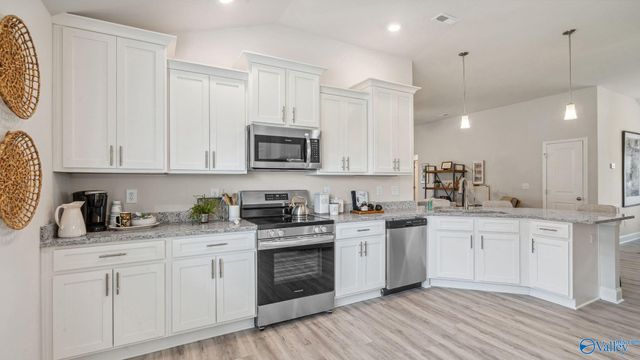 106 Vickery Court, Huntsville, AL 35810