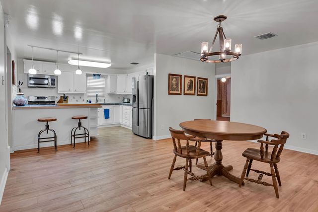 202 Lakeview, Lake City, TX 78368