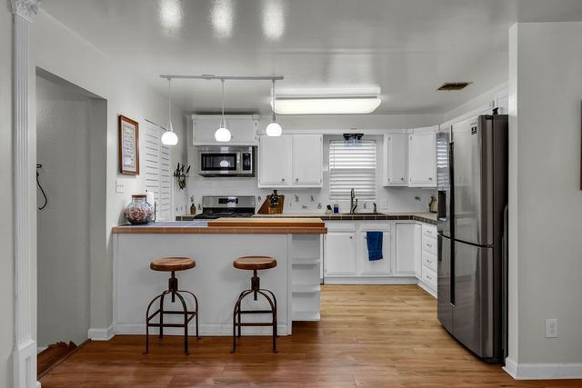 202 Lakeview, Lake City, TX 78368