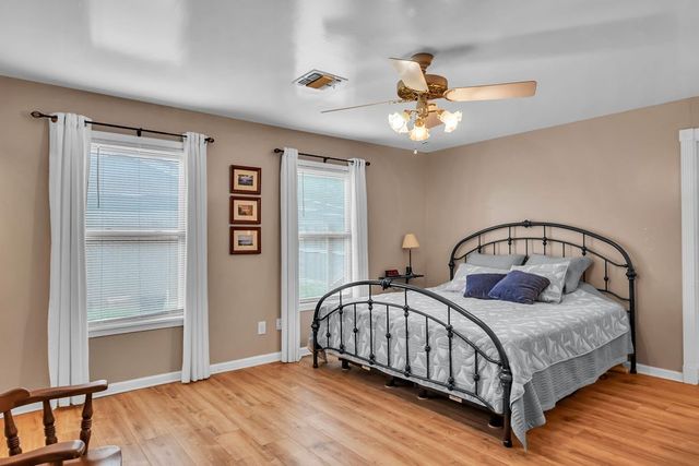 202 Lakeview, Lake City, TX 78368