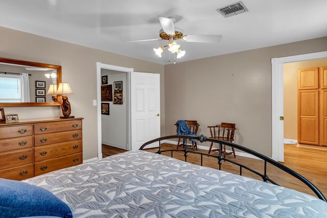 202 Lakeview, Lake City, TX 78368