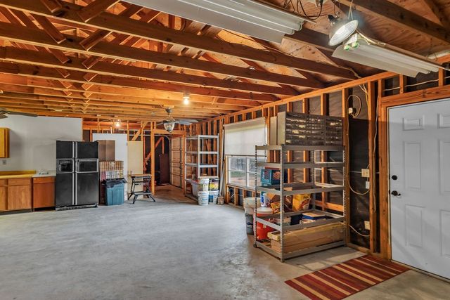 202 Lakeview, Lake City, TX 78368