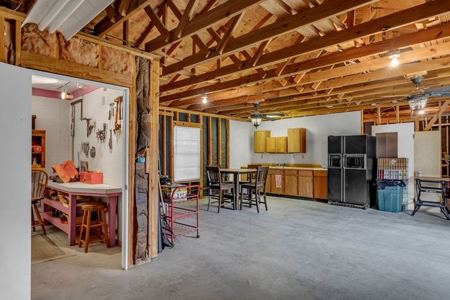 202 Lakeview, Lake City, TX 78368