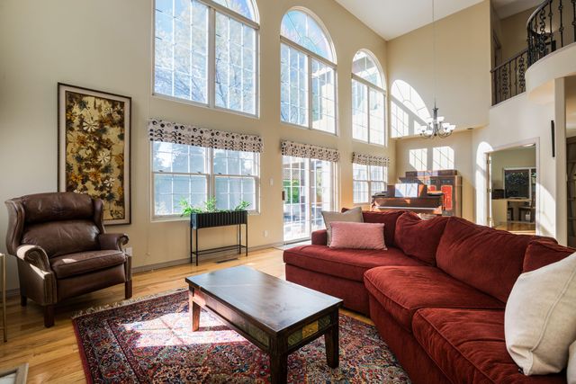 6605 Beau Chene NE, Albuquerque, NM 87111