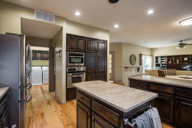 6605 Beau Chene NE, Albuquerque, NM 87111