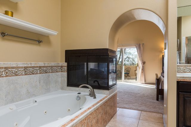 6605 Beau Chene NE, Albuquerque, NM 87111