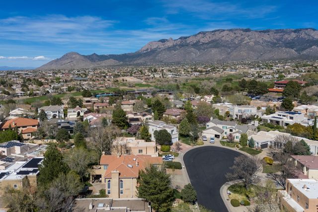 6605 Beau Chene NE, Albuquerque, NM 87111