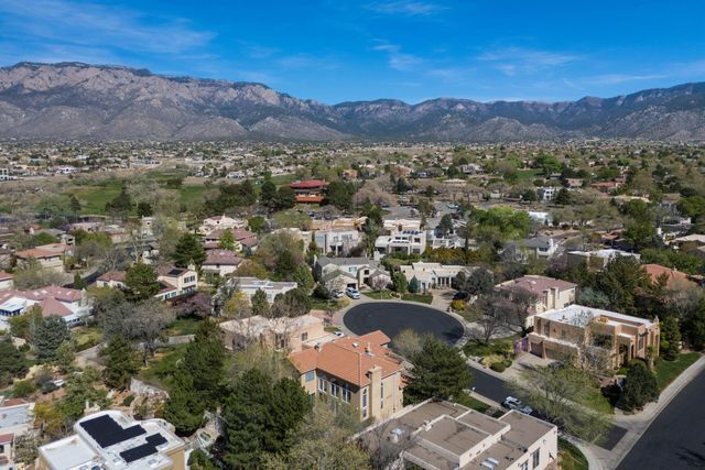 6605 Beau Chene NE, Albuquerque, NM 87111