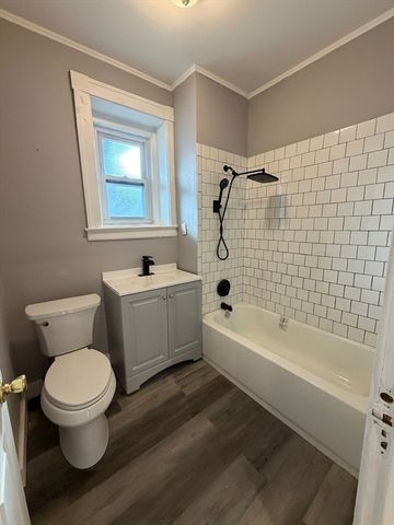 15 Lynde St 2, Salem, MA 01970