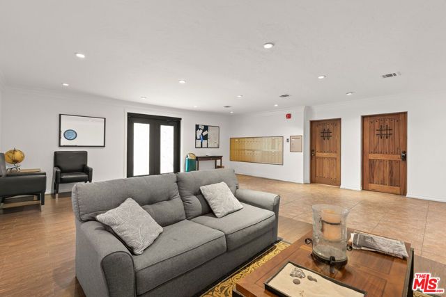 10926 Bluffside Drive 3, Studio City (los Angeles), CA 91604