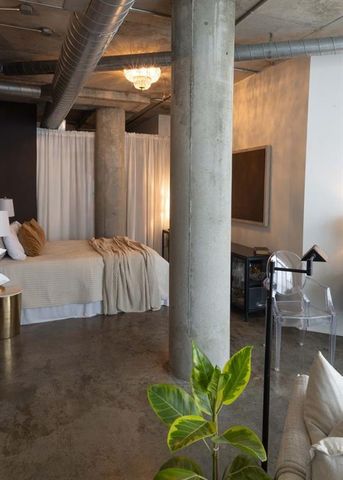 115 W Peachtree Place NW 501, Atlanta, GA 30313